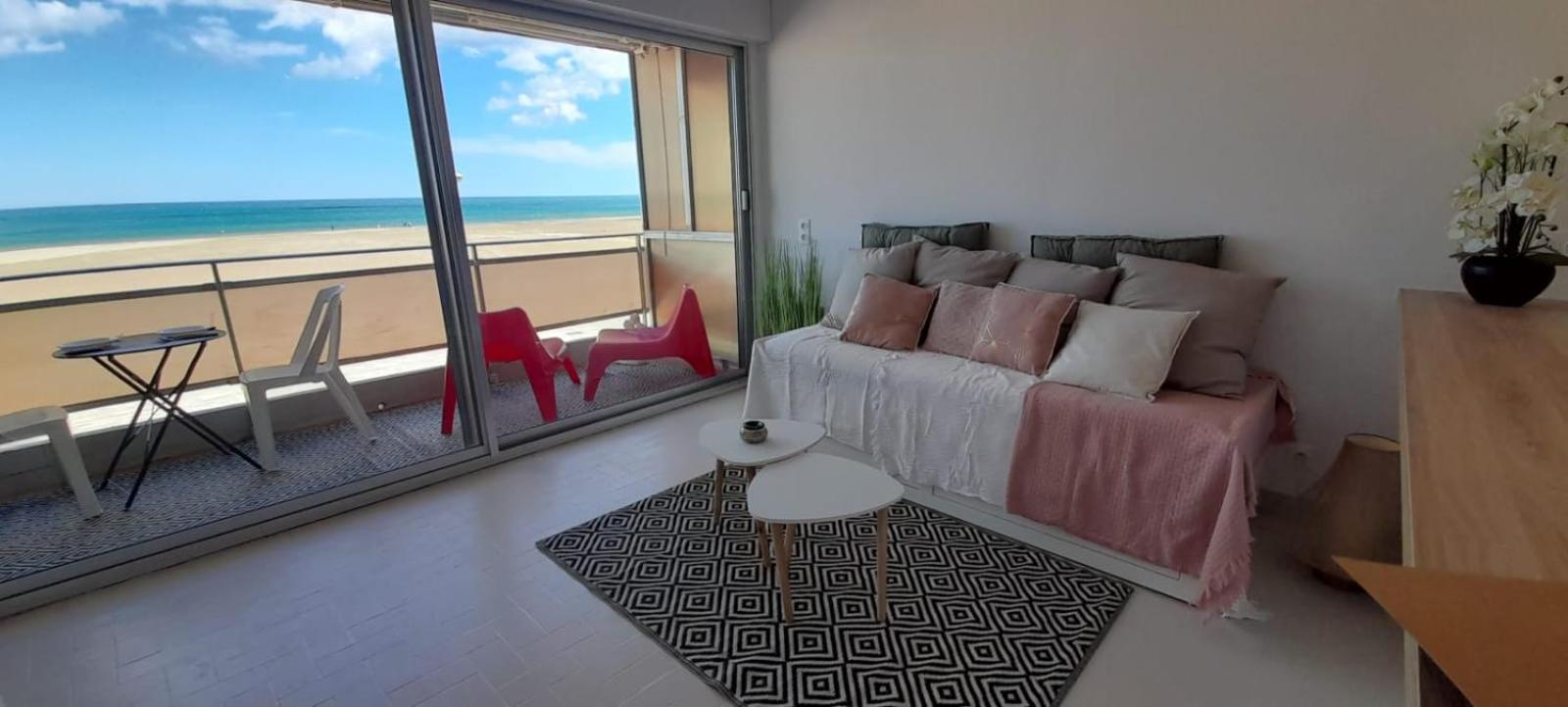 Sur La Plage Port-la-Nouvelle Exterior photo
